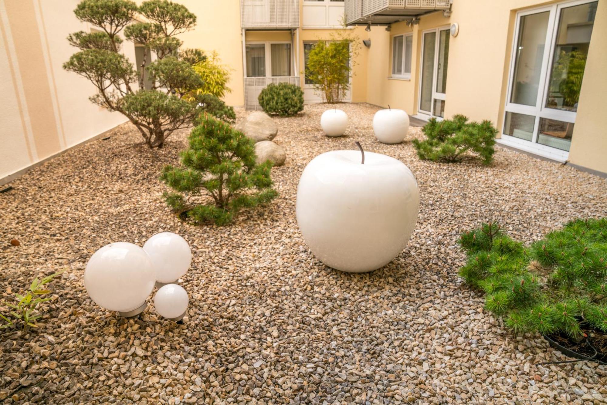 Airporthotel Residenz Steinenbronn Ngoại thất bức ảnh