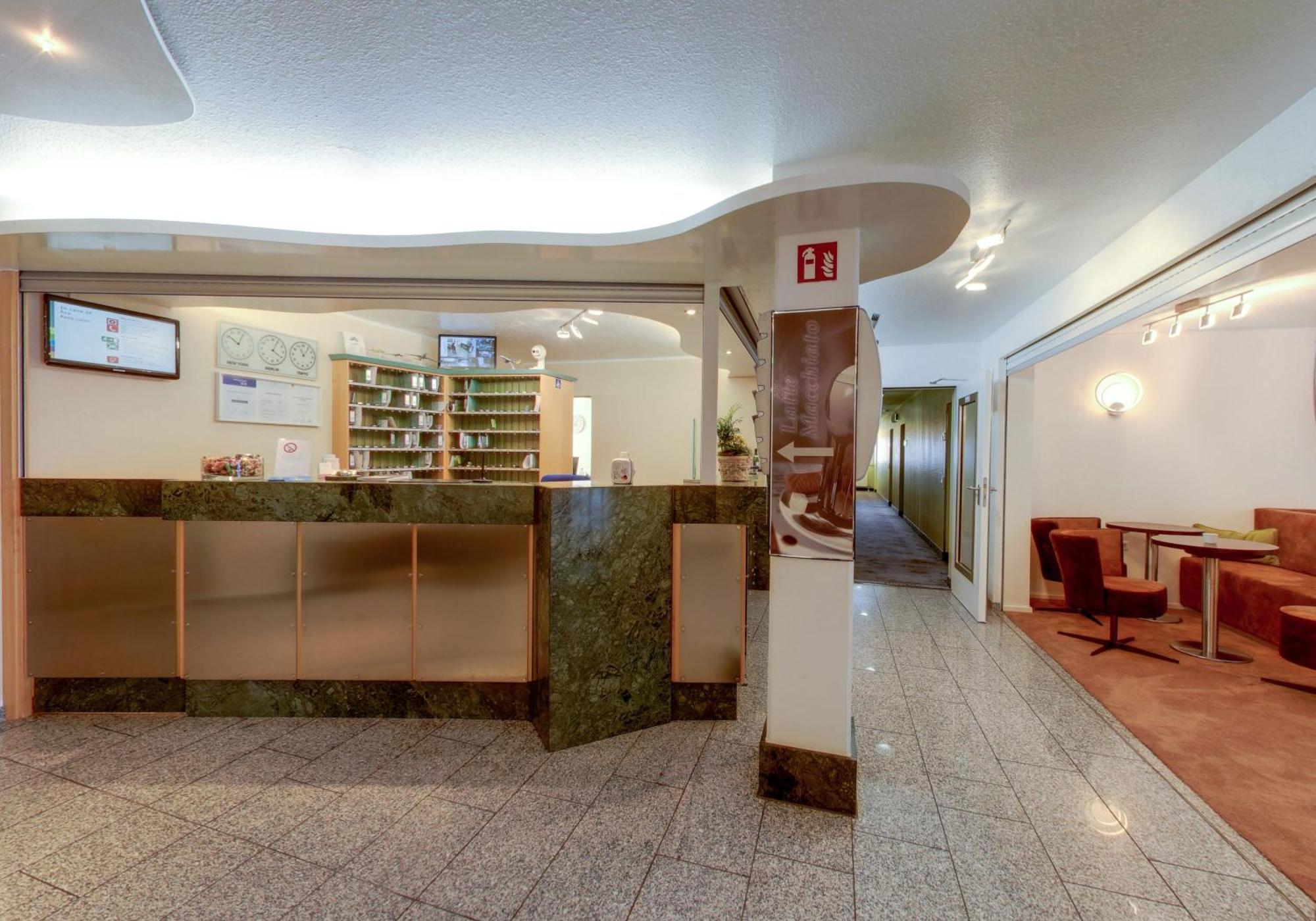 Airporthotel Residenz Steinenbronn Ngoại thất bức ảnh