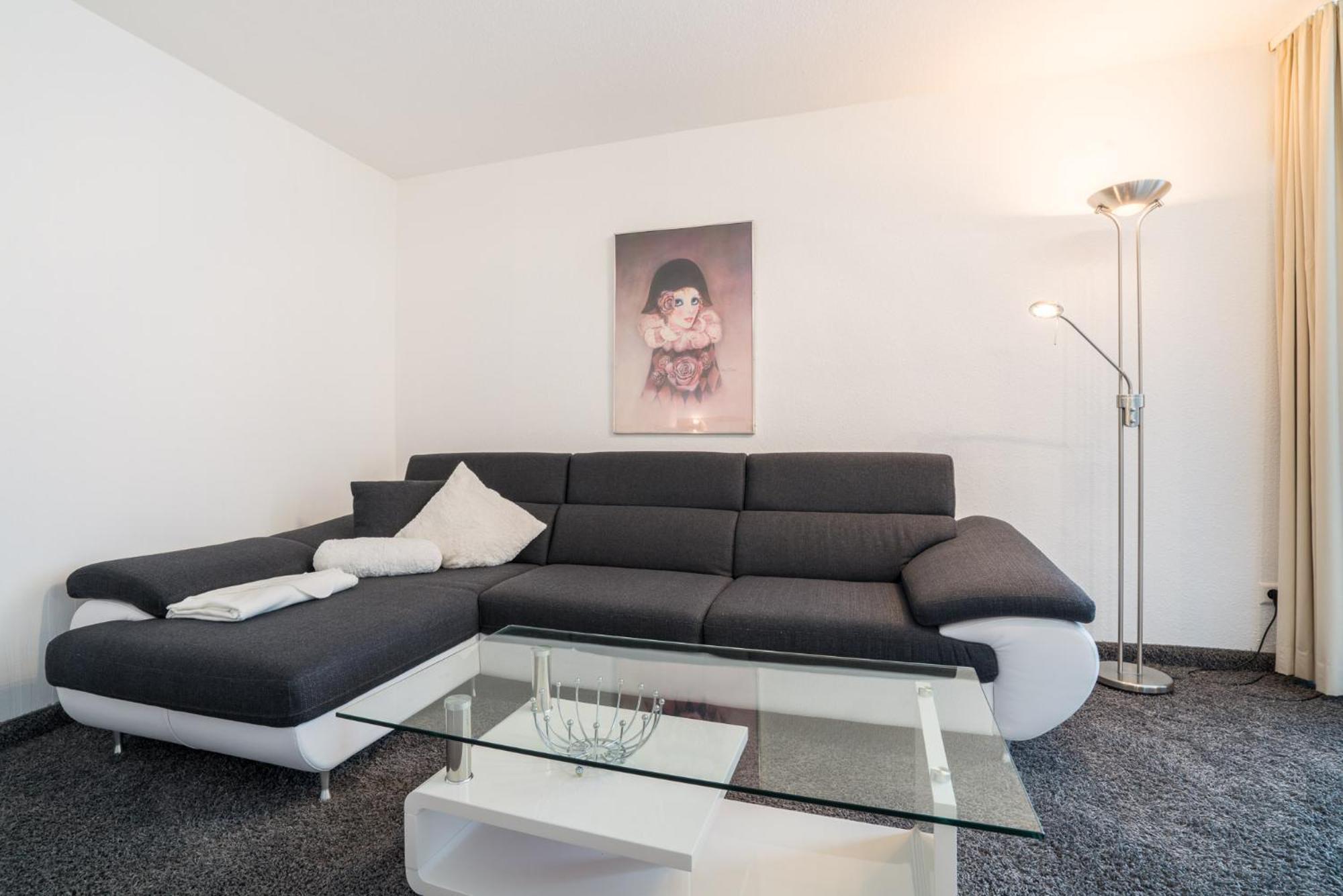 Airporthotel Residenz Steinenbronn Ngoại thất bức ảnh